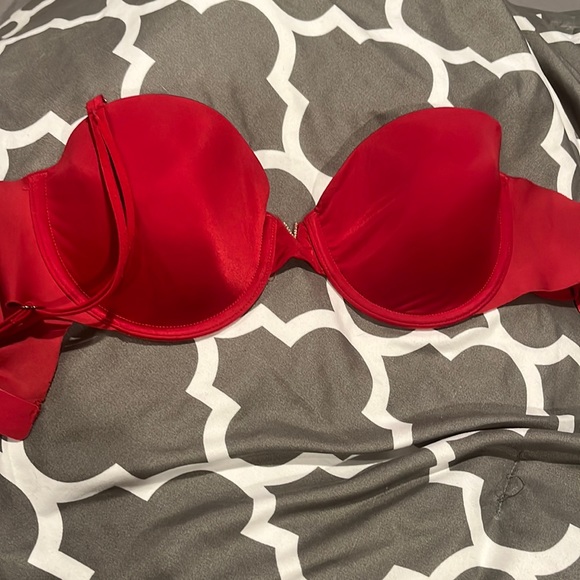 Victoria's Secret Other - Red VS multi-way 32D bra